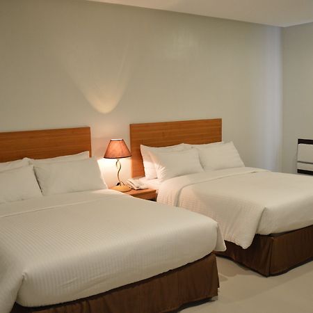Mango Suites - Santiago City of Santiago Eksteriør billede