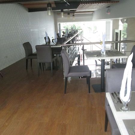 Mango Suites - Santiago City of Santiago Eksteriør billede