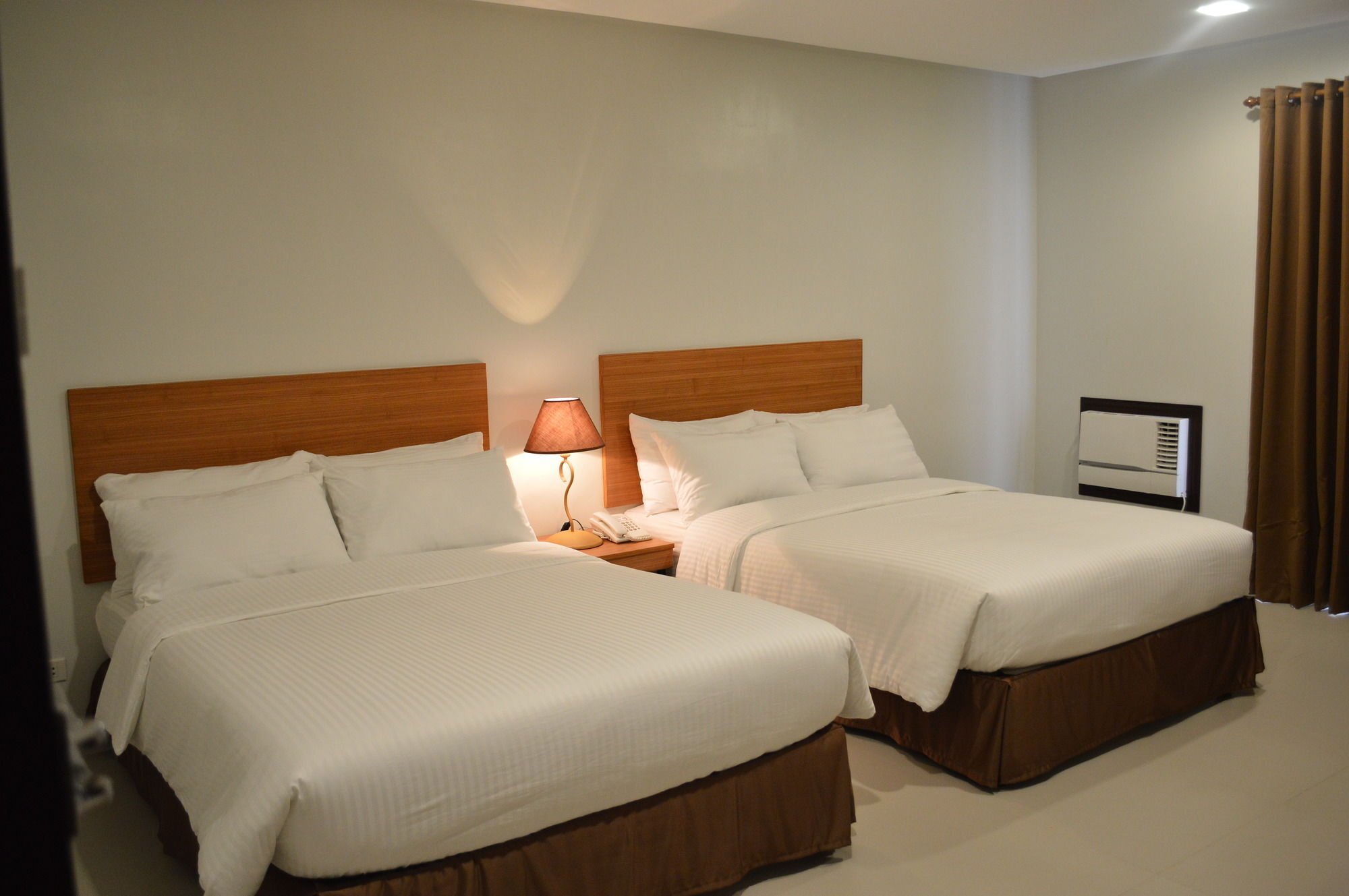 Mango Suites - Santiago City of Santiago Eksteriør billede
